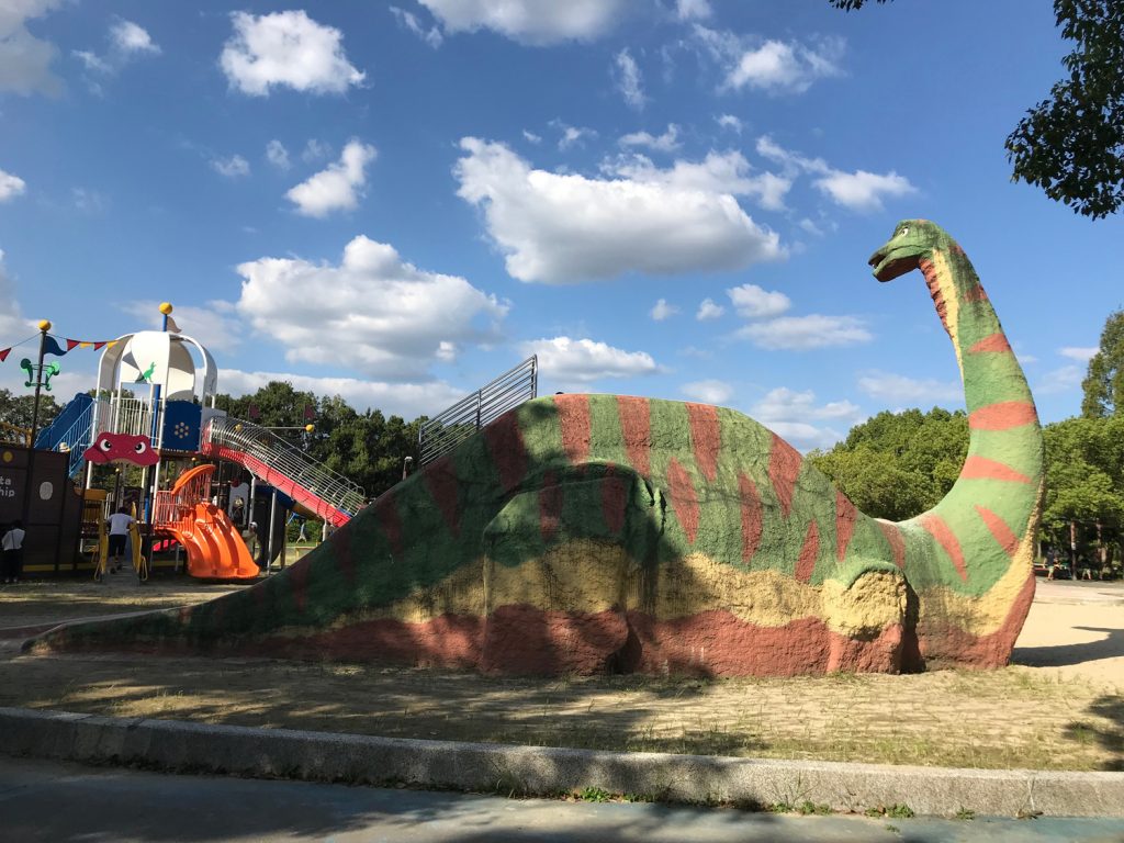 恐竜広場