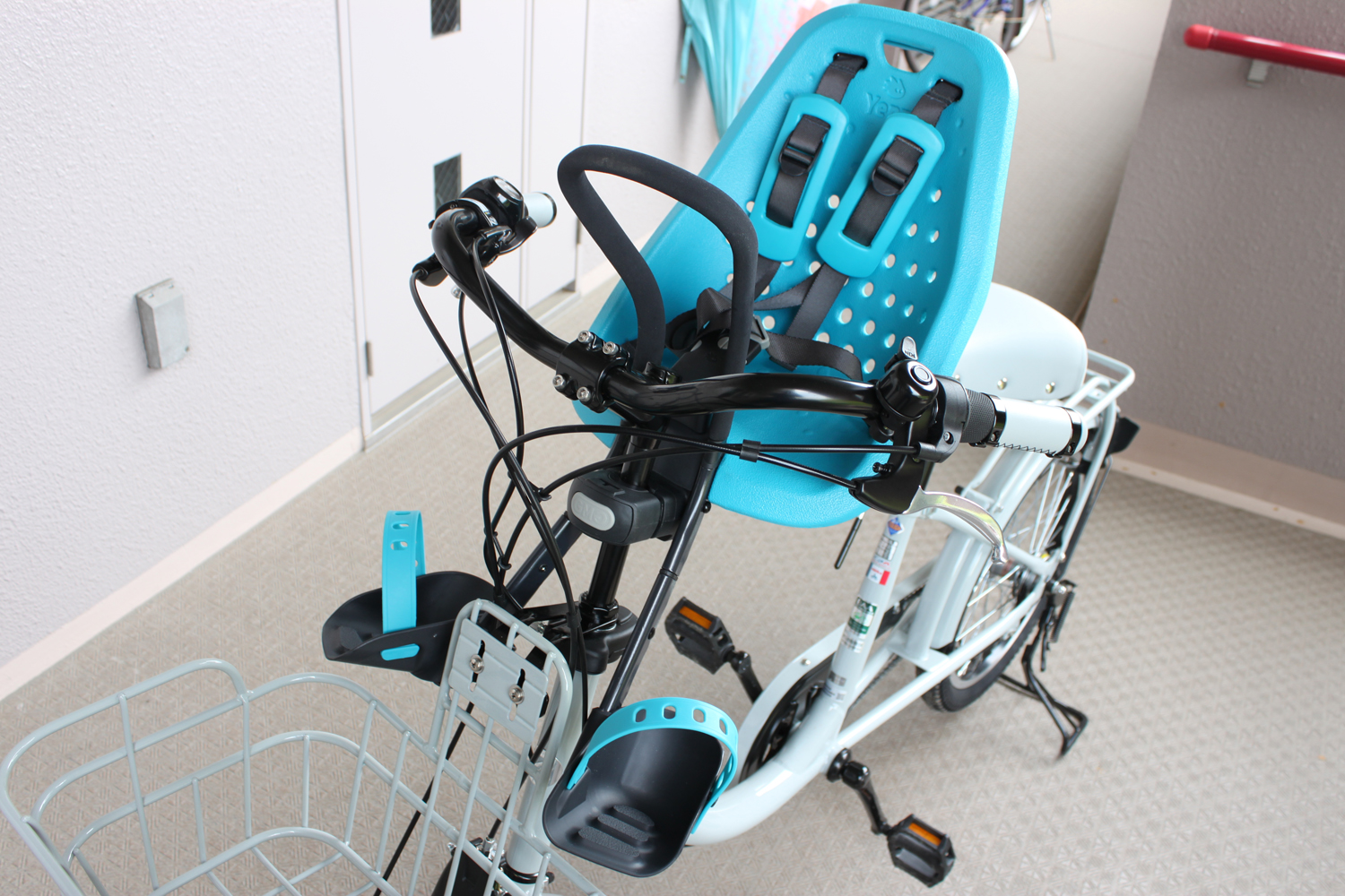 魅力の Yepp mini 前取り付け自転車チャイルドシート | artfive.co.jp